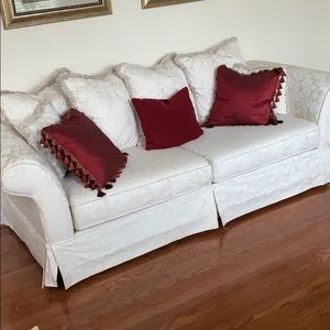 Very neat white couch